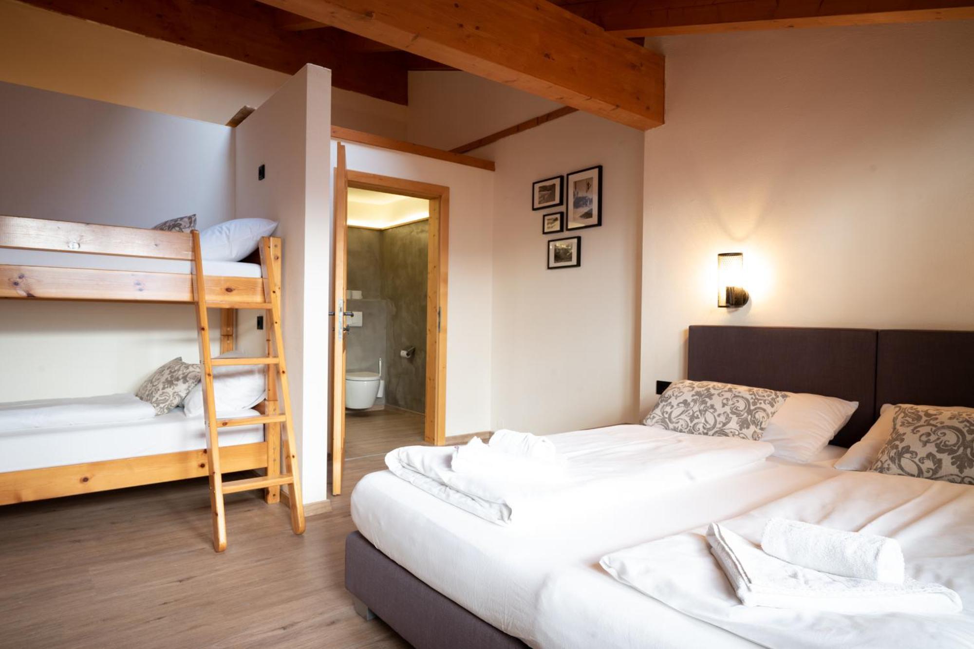 Landhaus Lodges Kaprun By We Rent Szoba fotó